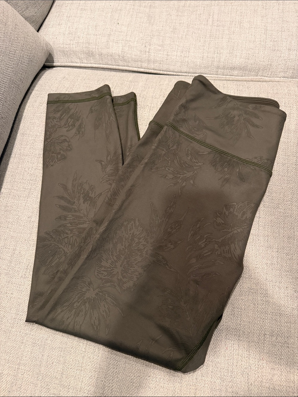 Women’s Olive Green Floral-Textured leggings